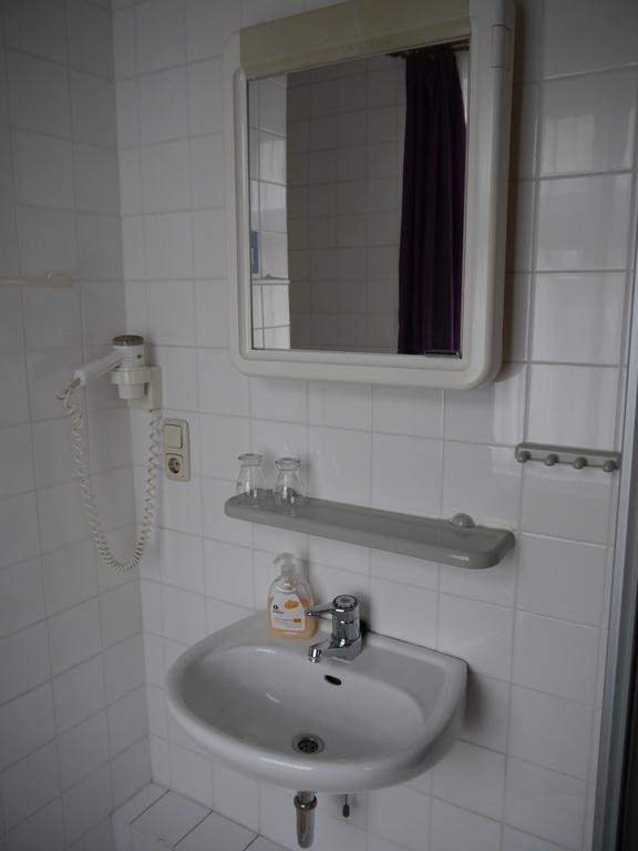 Hotel Zur Sonne Cottbus Pokoj fotografie