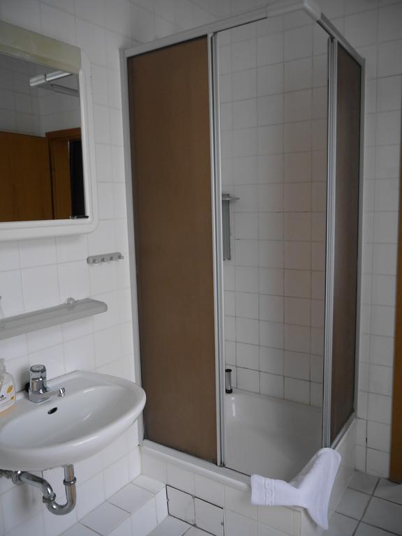 Hotel Zur Sonne Cottbus Pokoj fotografie